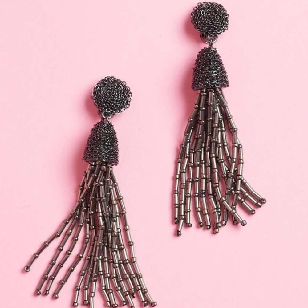 !2 for $10! Birchbox nOir Earrings clip-on tassles